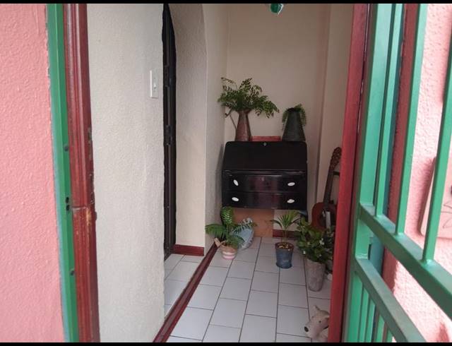 3 BEDROOM HOUSE FOR SALE IN ELANDSHAVEN